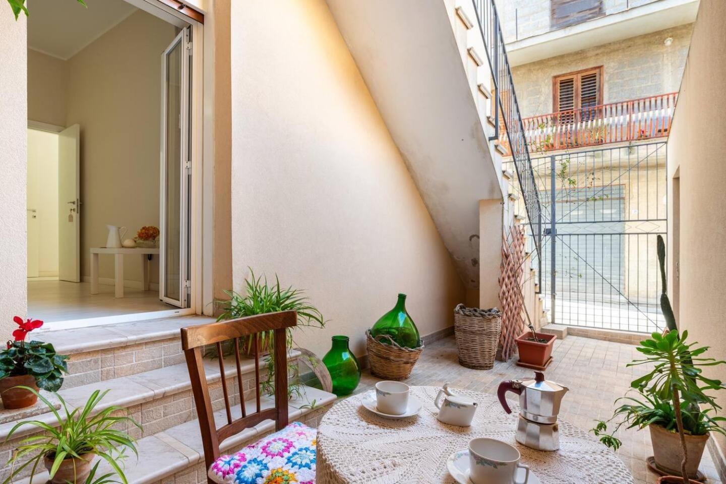 Апартаменты Casa Pinu Сан-Микеле-ди-Ганцария Экстерьер фото